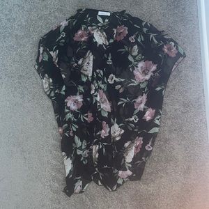 Floral Short-sleeved Kimono Shawl